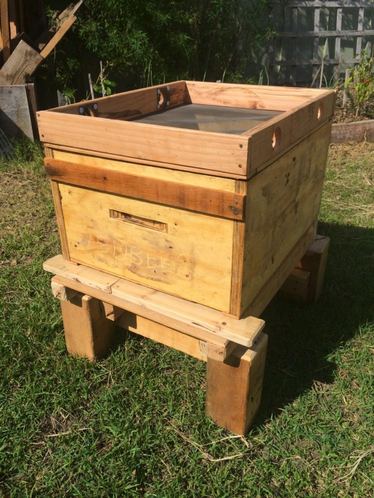 Bee Hive Building – what to build, and not to build! | Eyesonhives